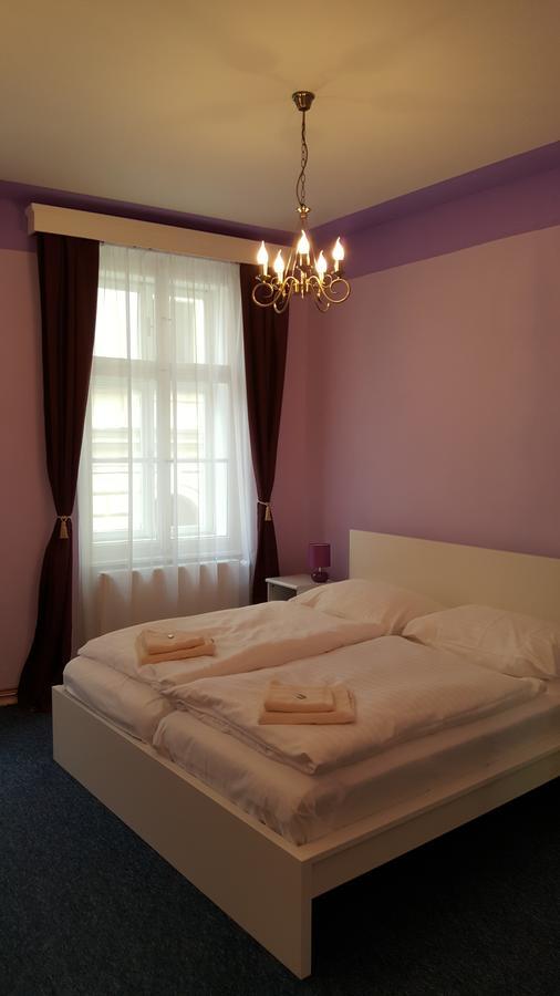 Penzion U Lucerny Hotel Jindrichuv Hradec Luaran gambar